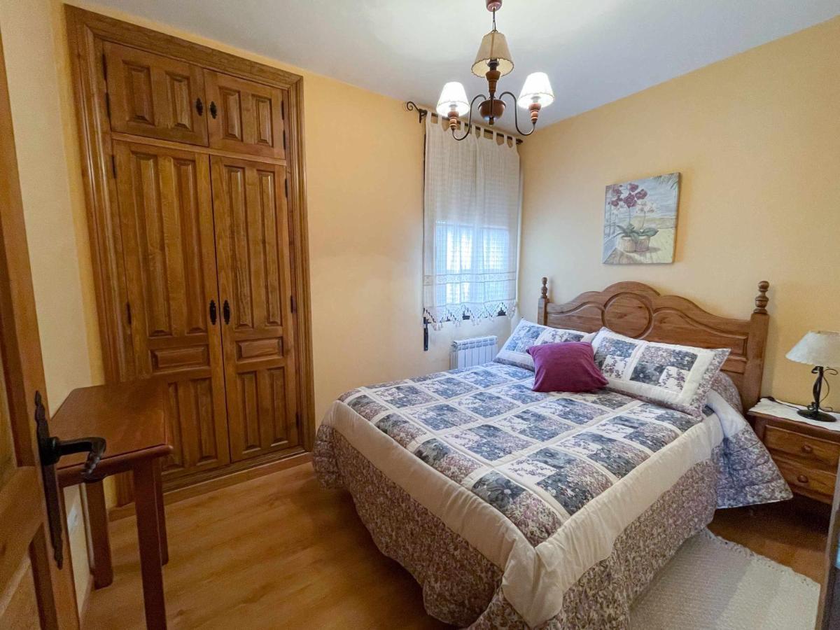 Апартаменты La Nava De Gredos Acogedor Piso Con Vistas Наварредонда-де-Гредос Экстерьер фото