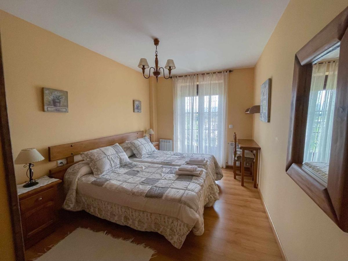 Апартаменты La Nava De Gredos Acogedor Piso Con Vistas Наварредонда-де-Гредос Экстерьер фото